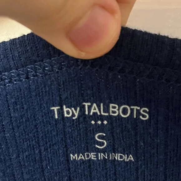 Women’s Talbots Blouse Small - Picture 3 of 8